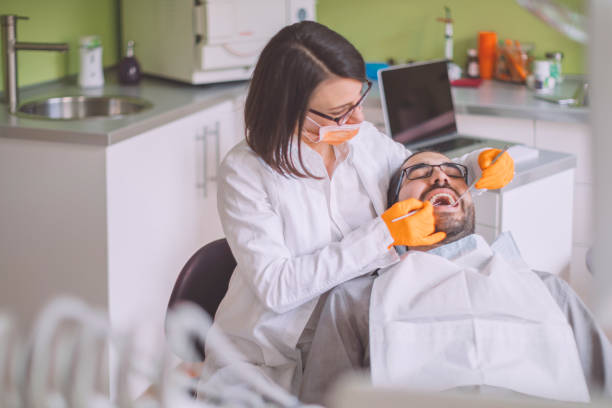 Best Walk-In Emergency Dentist in Bakersfield Country Clu, CA